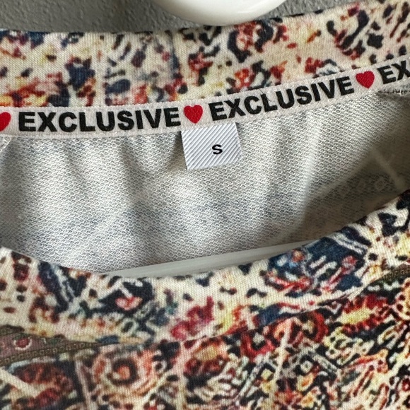 Small sweater - Picture 3 of 4